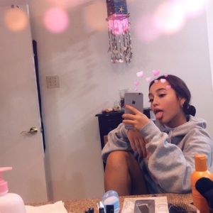 Meet your Posher, Carmen